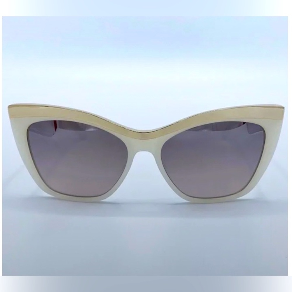 ☀️ L.A.M.B. LA507 Sunglasses Brand New, Color Bone, never worn! Gwen Stefani OOP
